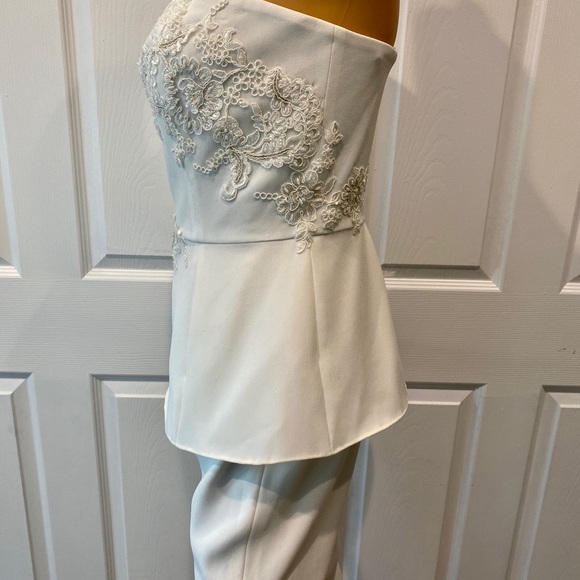 MARCHESA NOTTE SZ 10 WHITE HALTER JUMPSUIT - Picture 11 of 14